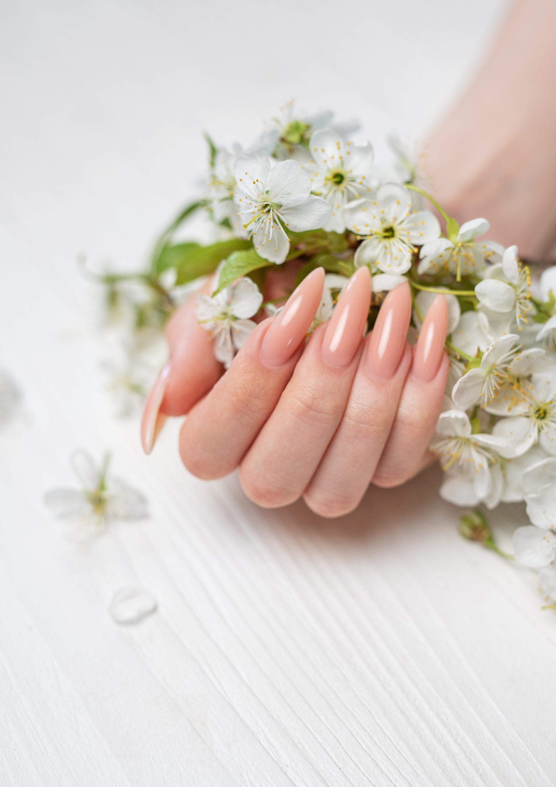 Natural manicure with spring flowers