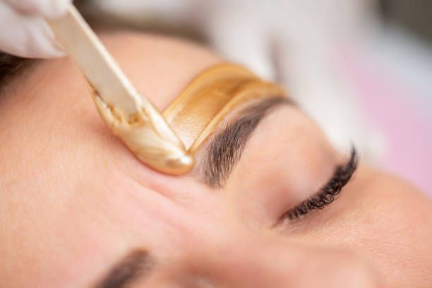 Eyebrow waxing service